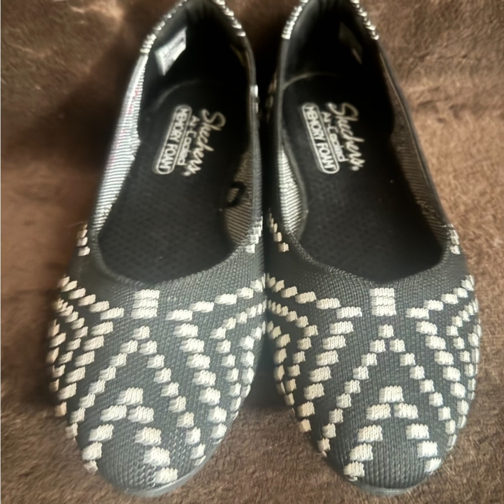 Skechers Black and White Patterned Flats